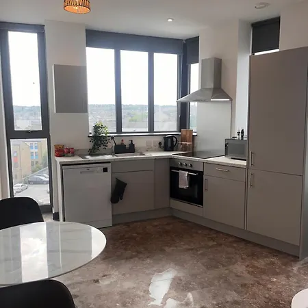 High Point 2 Bed Bradford (West Yorkshire)
