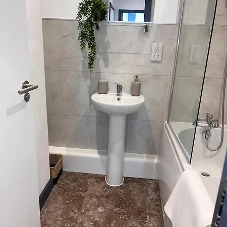 High Point 2 Bed Apartment